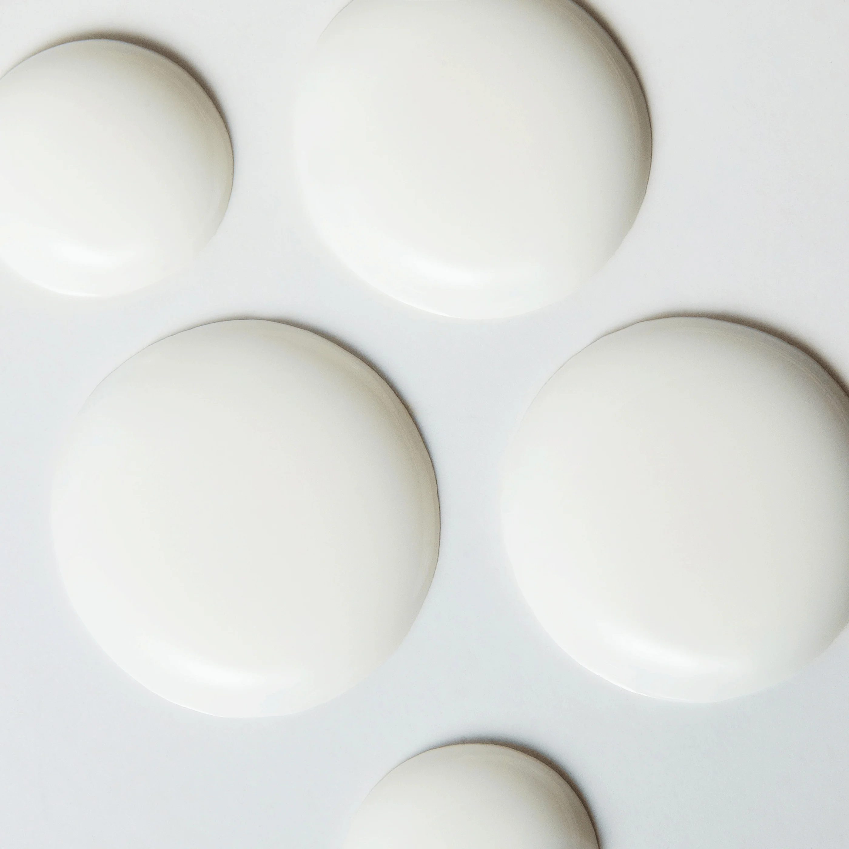 Dramatically Dewy Serum - Image 9